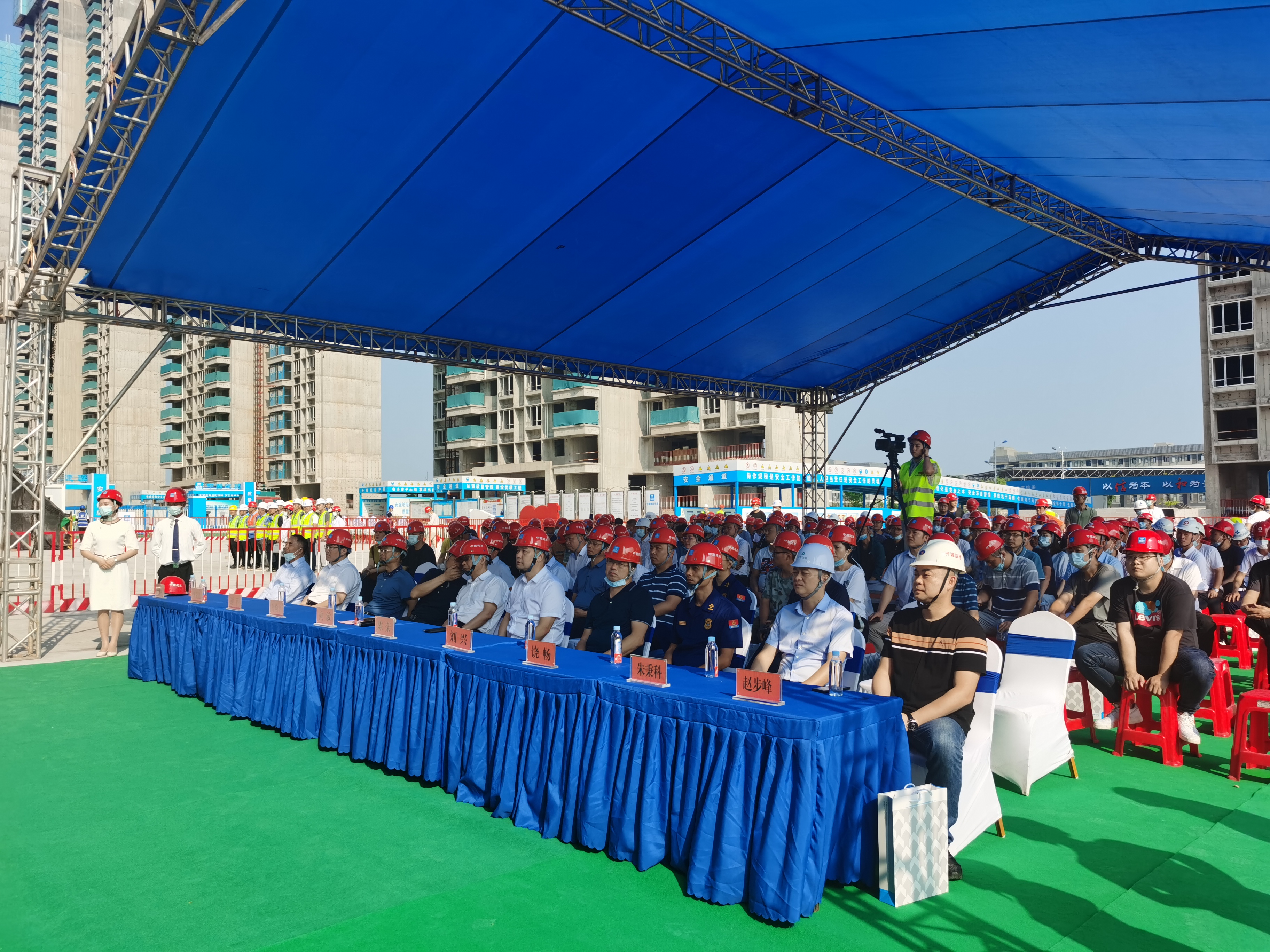 84410074d644c41a8857d1dc7191faa.jpg 84410074d644c41a8857d1dc7191faa.jpg