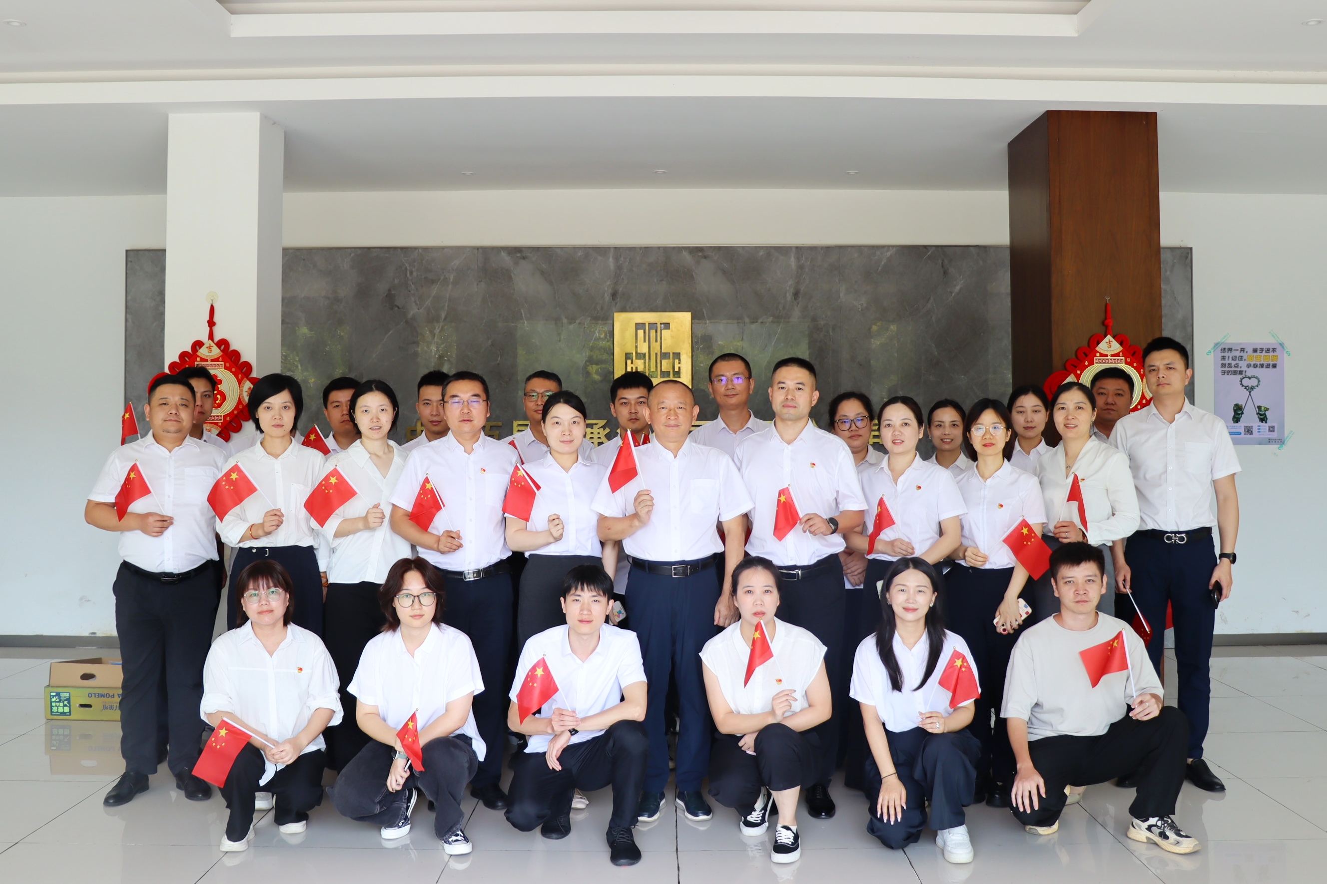 ef5775342a244cfbf031cad5c7dcbb5.jpg