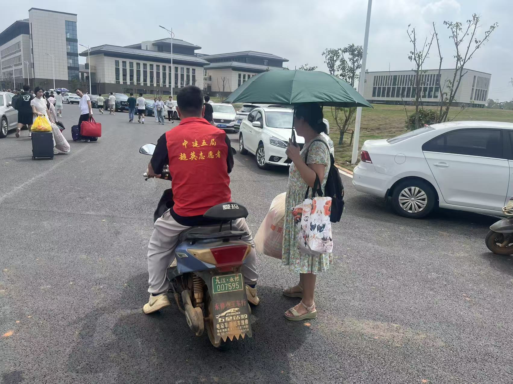 搬运行李3.jpg