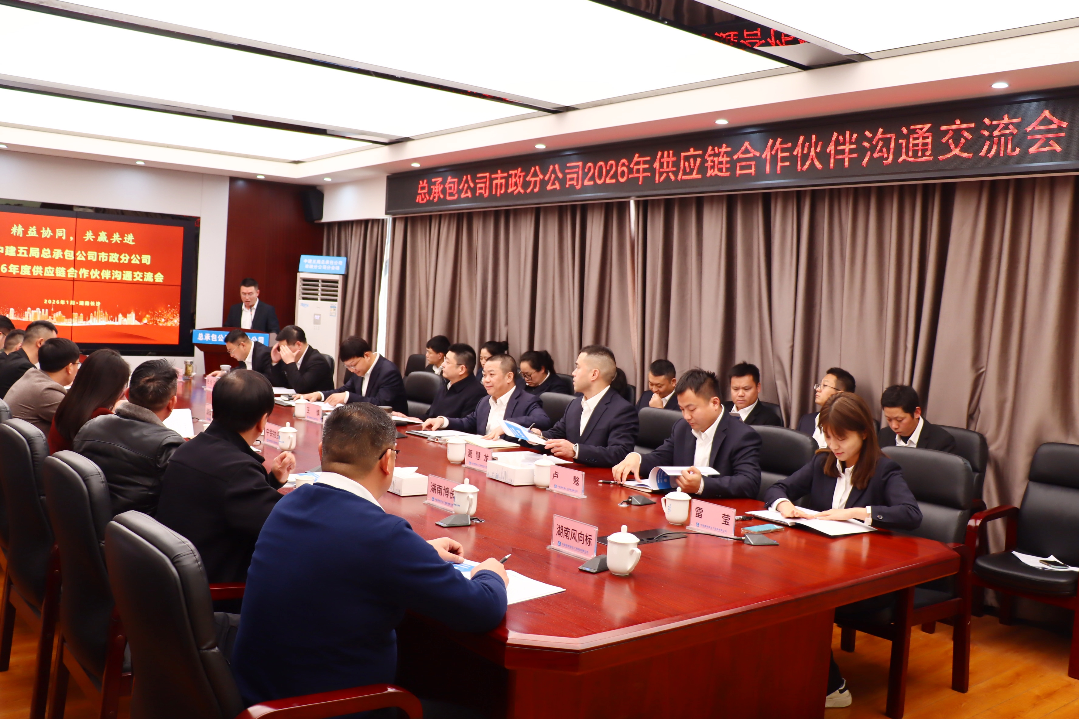 全景上传.jpg 全景上传.jpg